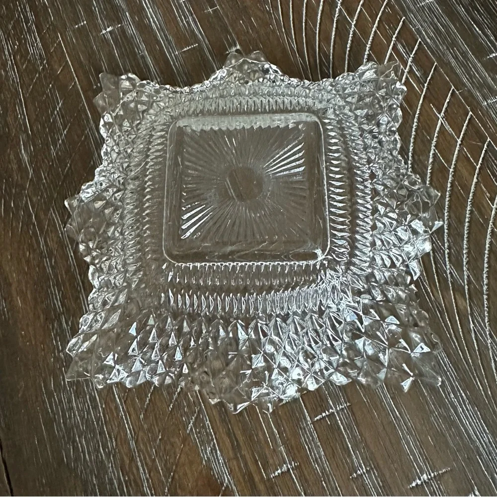 Source Unknown Clear Pressed Glass Square Serving Bowl